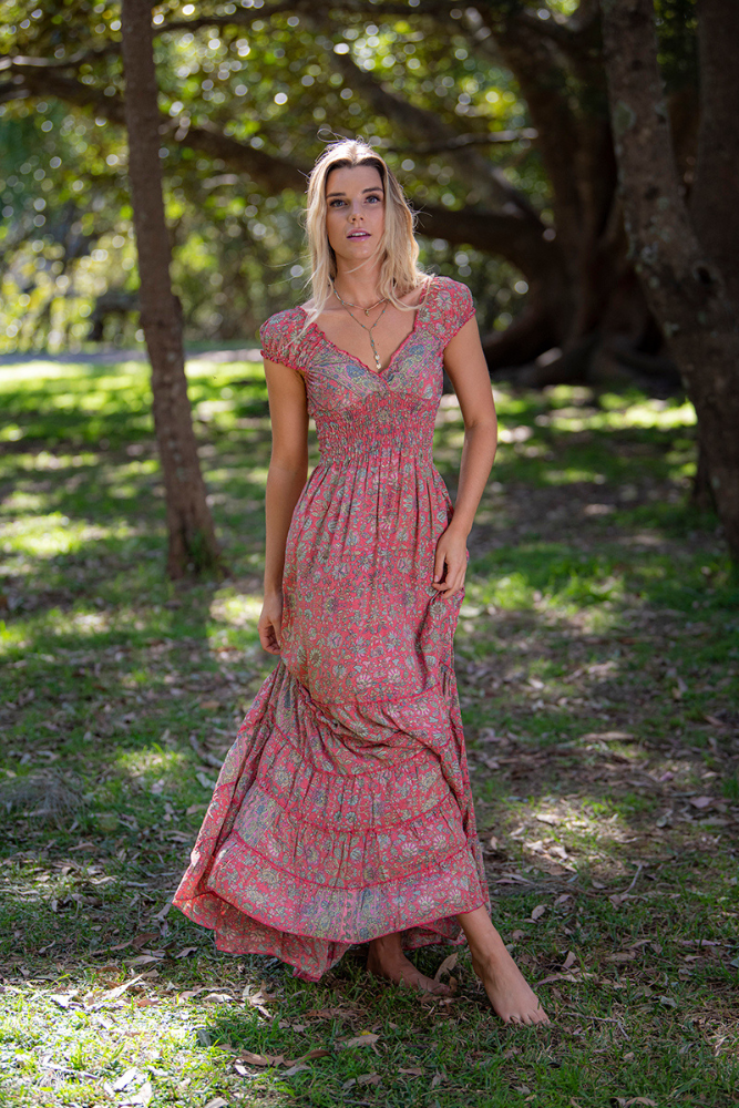 This gorgeous Alina Dress is a must-have maxi fit!