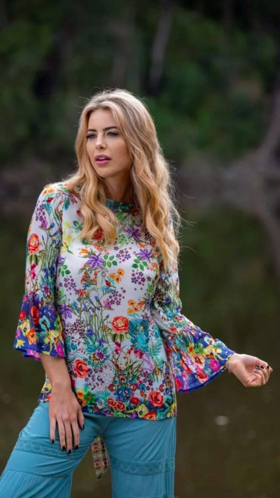 Floral breezy bohemian style blouse